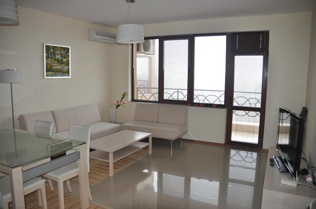 Lighthouse Golf Apart Complex&Villas Balchik Habitación foto