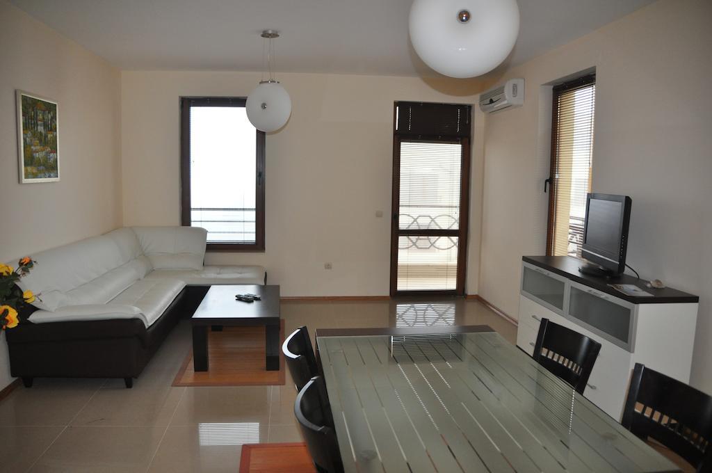 Lighthouse Golf Apart Complex&Villas Balchik Habitación foto