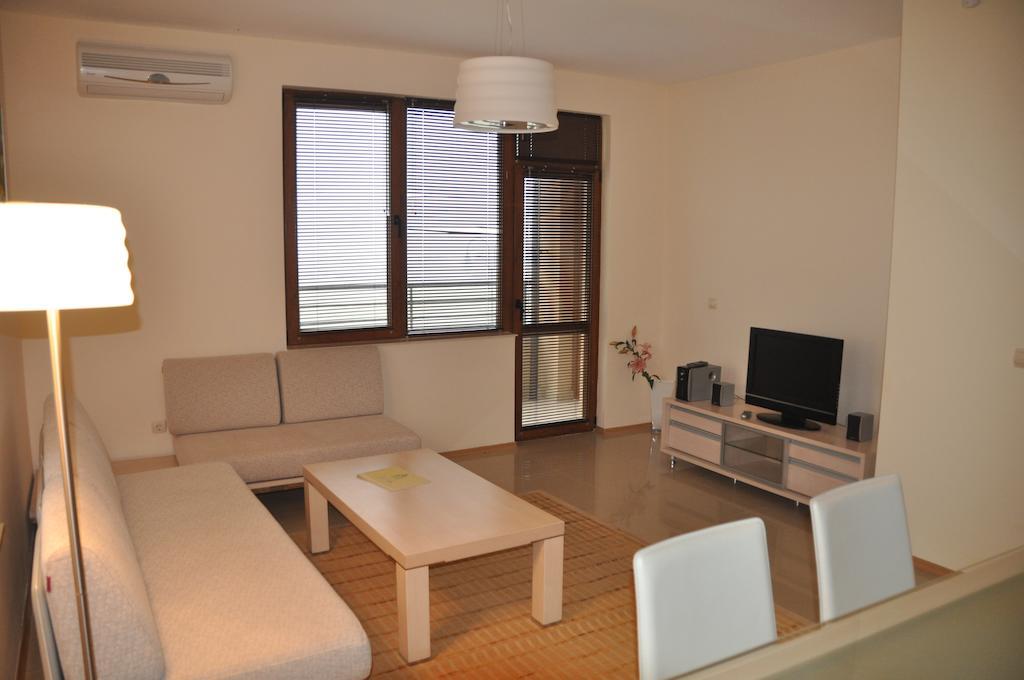 Lighthouse Golf Apart Complex&Villas Balchik Habitación foto